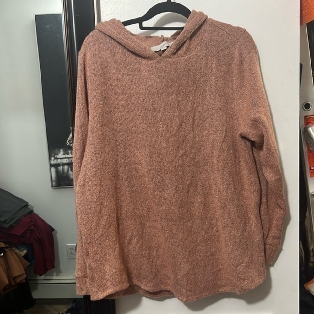 Loft hooded sweater size XXLP perfect for a cold day